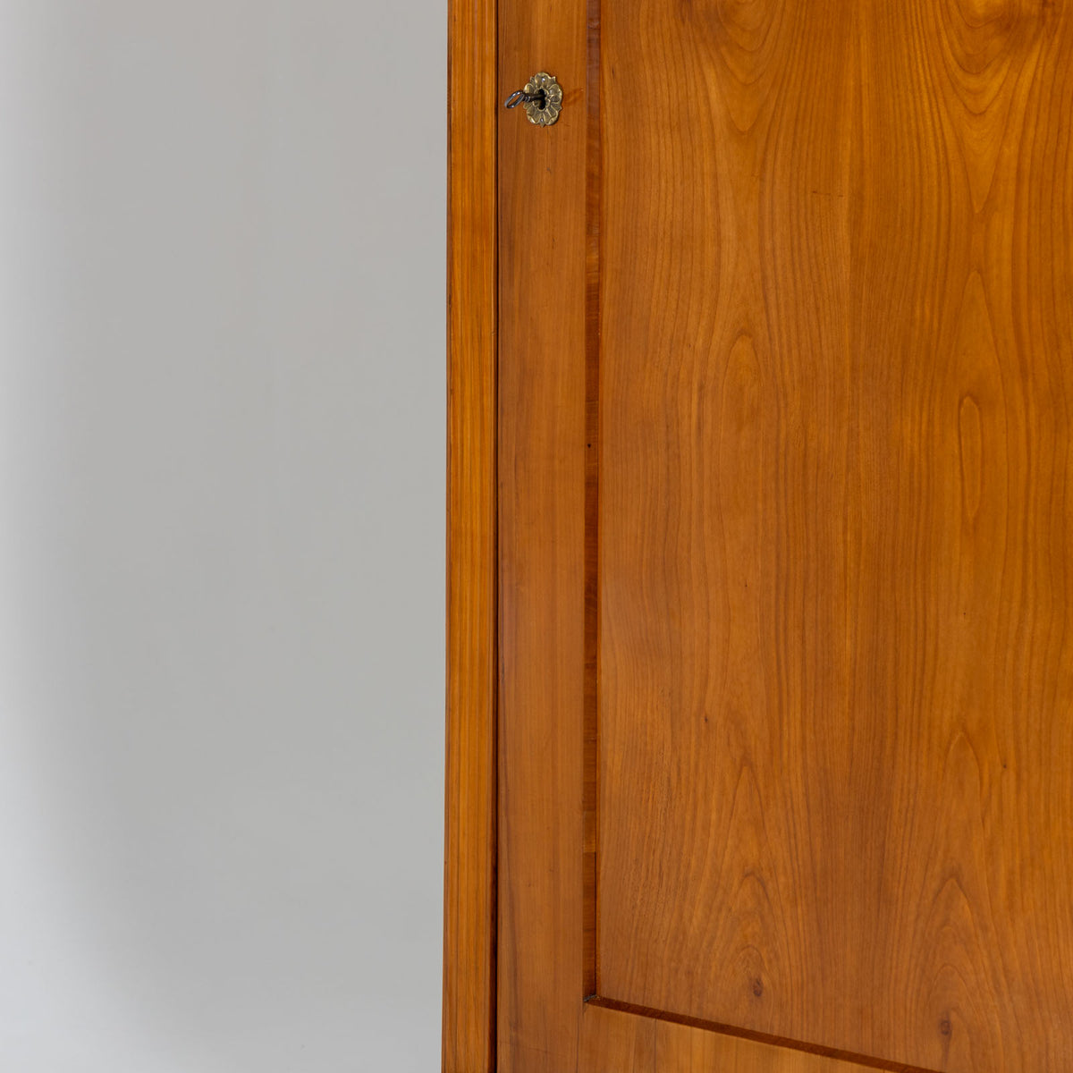 Biedermeier Wäscheschrank, um 1820
