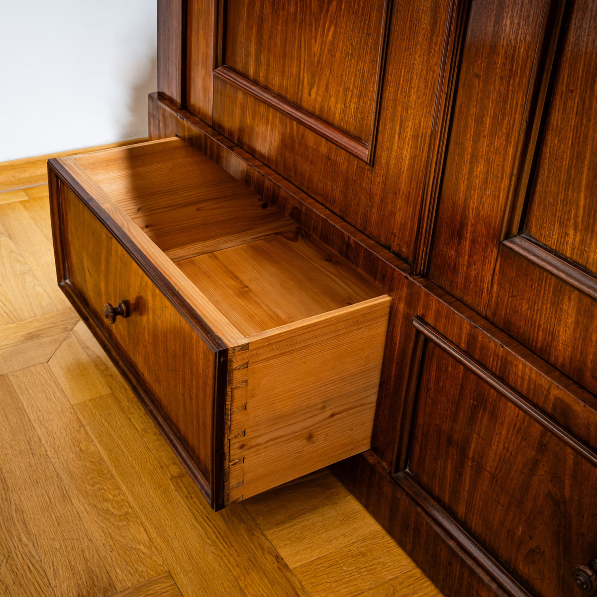 Schrank, Georg Ludwig Friedrich Laves (1788-1864, zugeschrieben), Hannover 1820/40