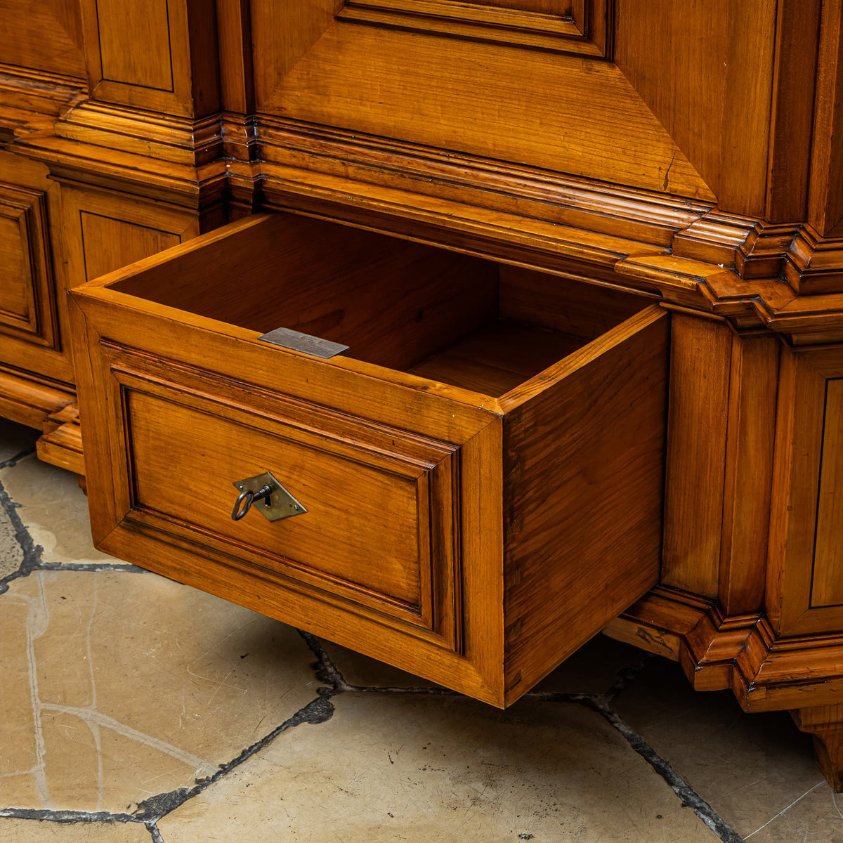 Louis XVI-Style Hall Cabinet, Leipzig, Early 19th Century