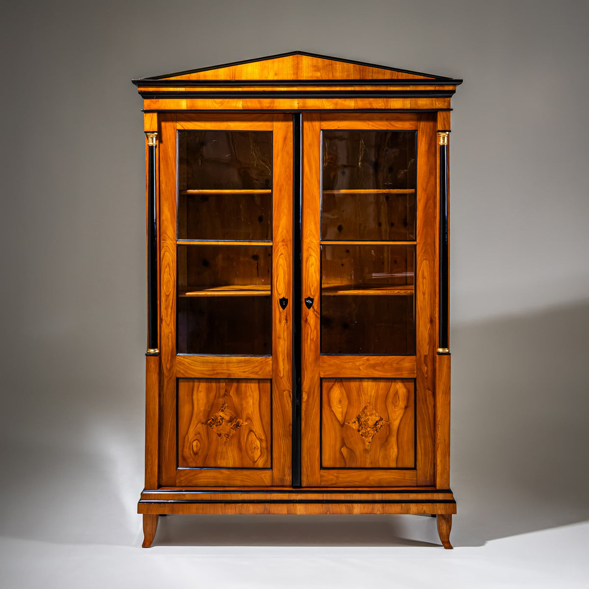 Biedermeier Bücherschrank, um 1815/20