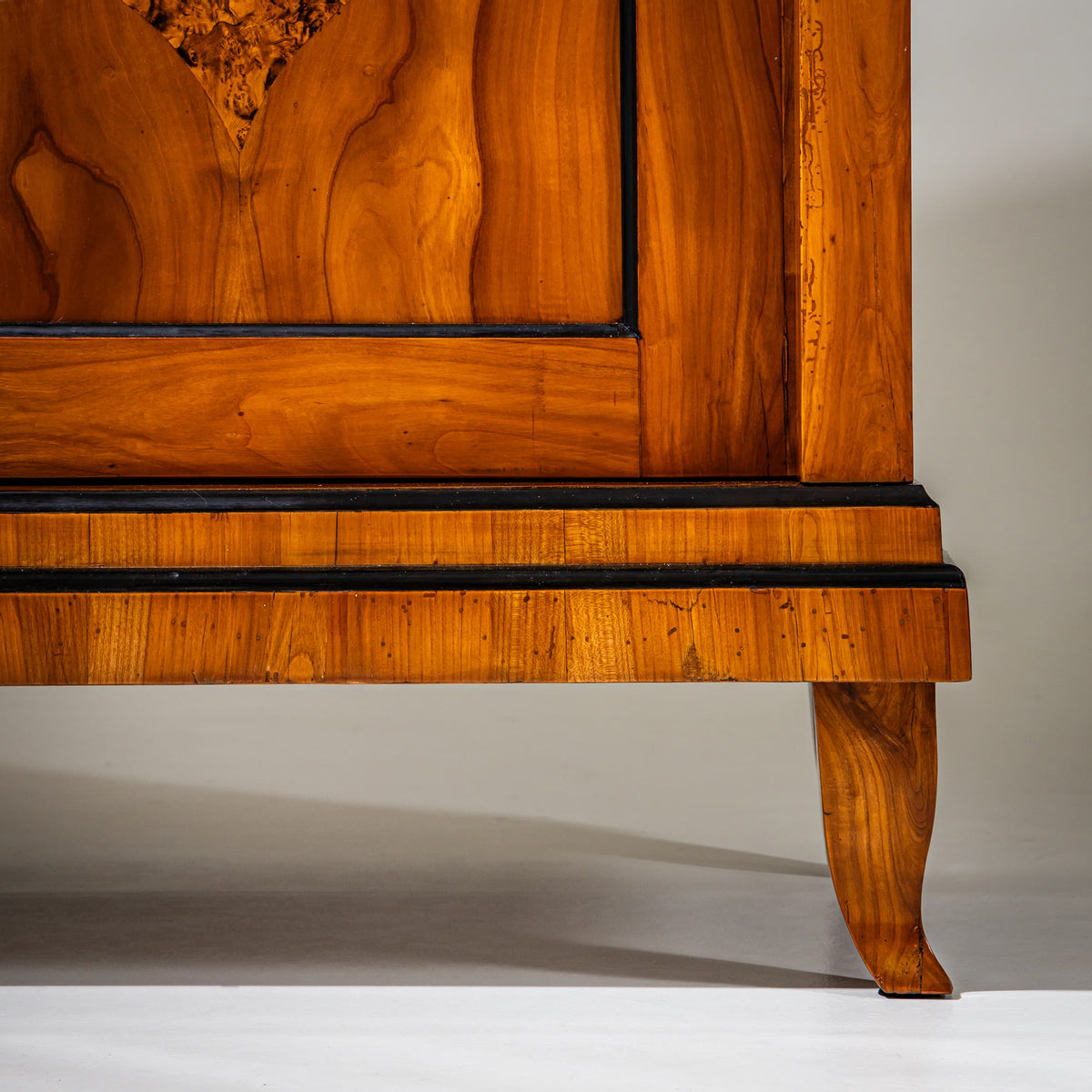 Biedermeier Bücherschrank, um 1815/20
