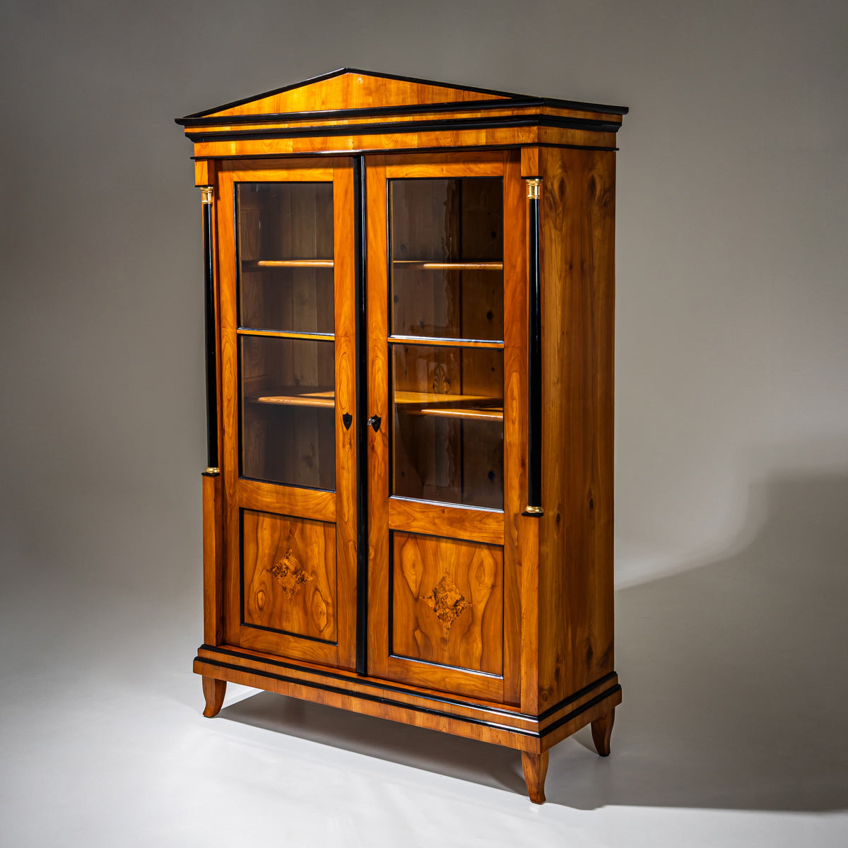 Biedermeier Bücherschrank, um 1815/20