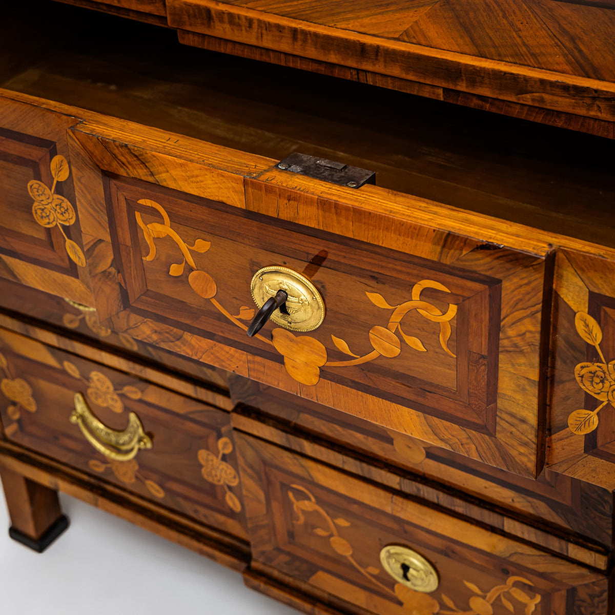 Louis Seize Marquetry Chest of Drawers, Late 18th Century