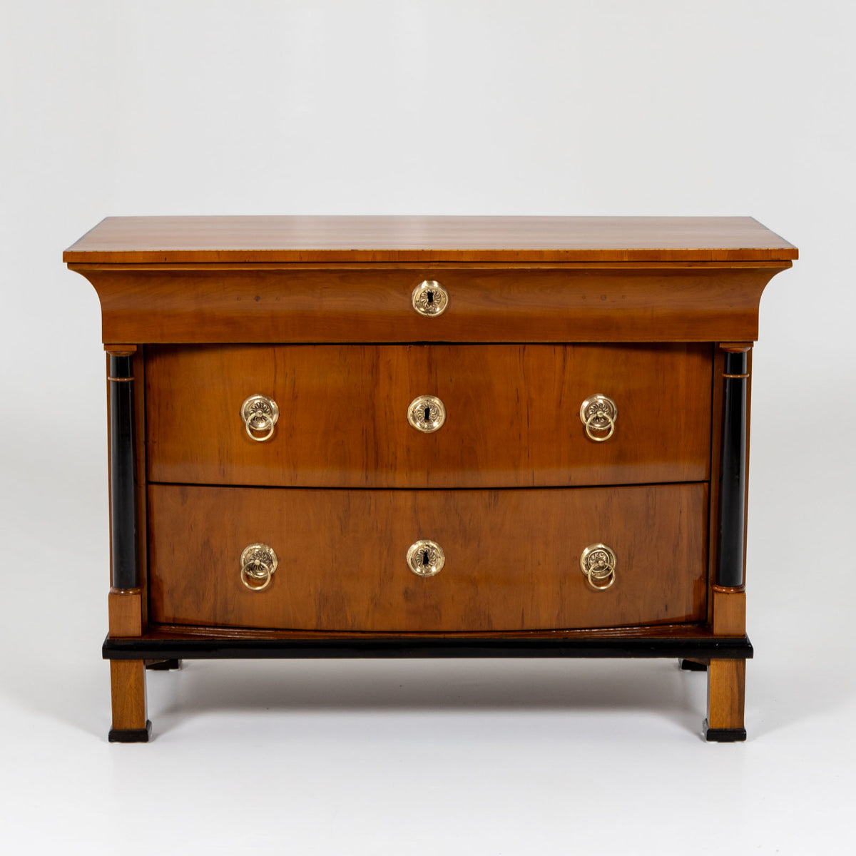 Biedermeier Kommode mit ebonisierten Säulen, um 1820