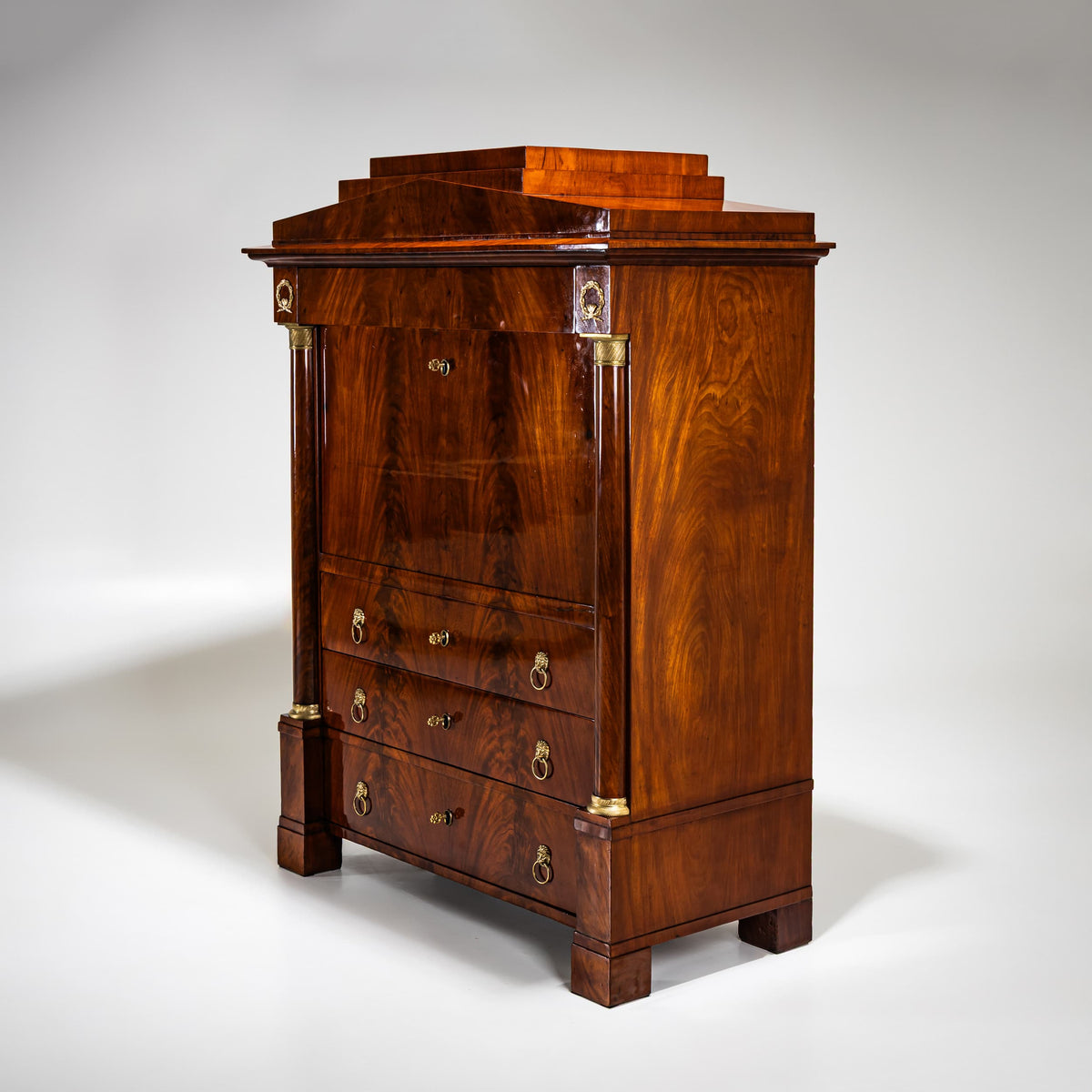 Biedermeier Sekretär, wohl Berlin, Anfang 19. Jahrhundert