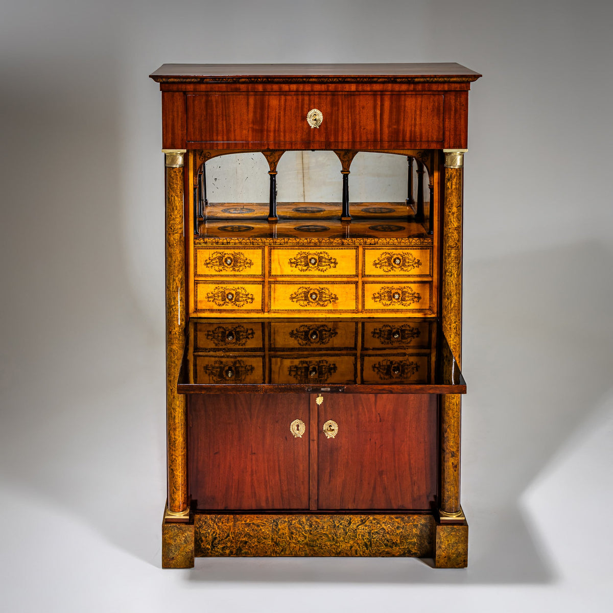 Biedermeier-Sekretär mit Umdrucktechnik, Johann Georg Hiltl (1771–1845), München, um 1825