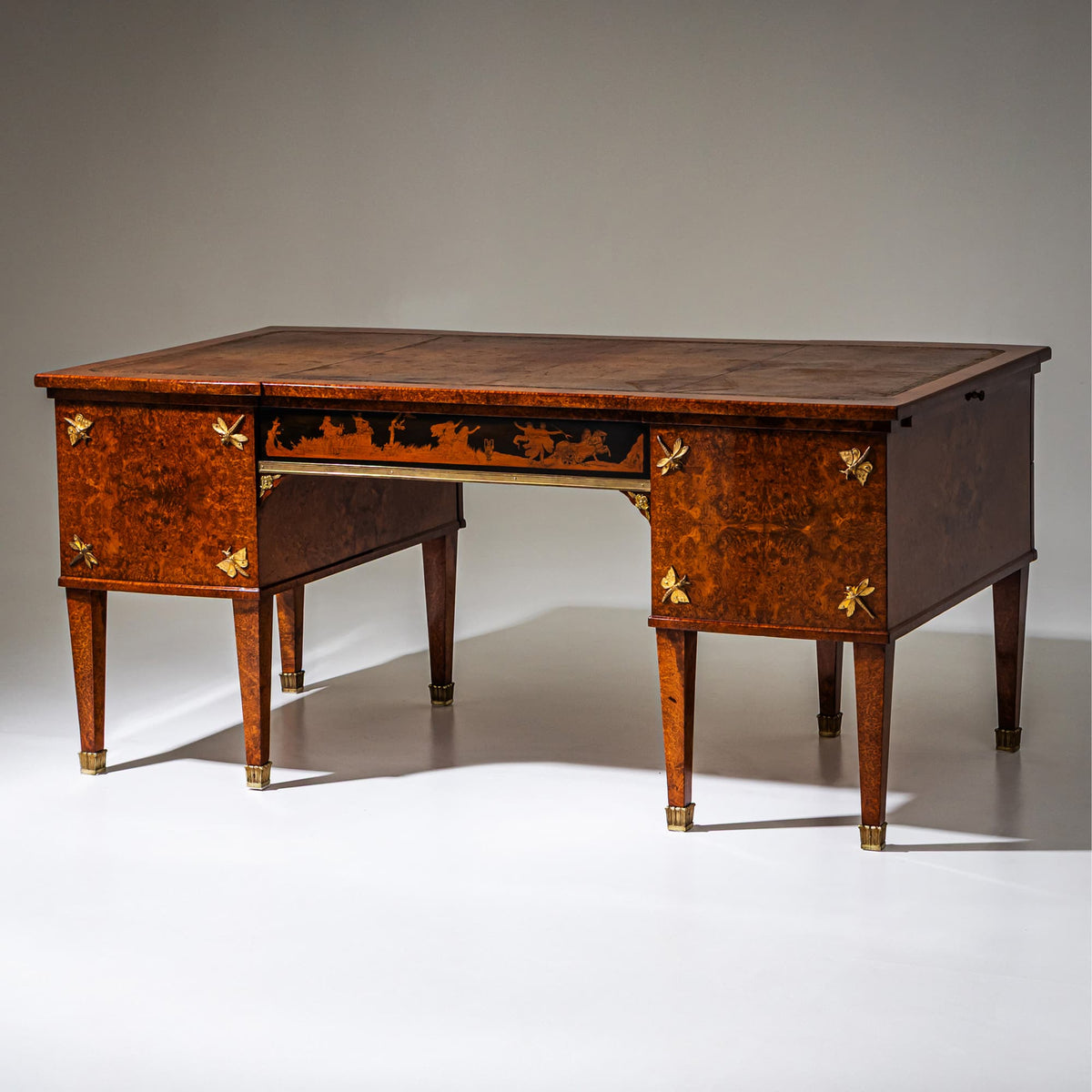 Thuya Burl Bureau Plat, Italy, circa 1900