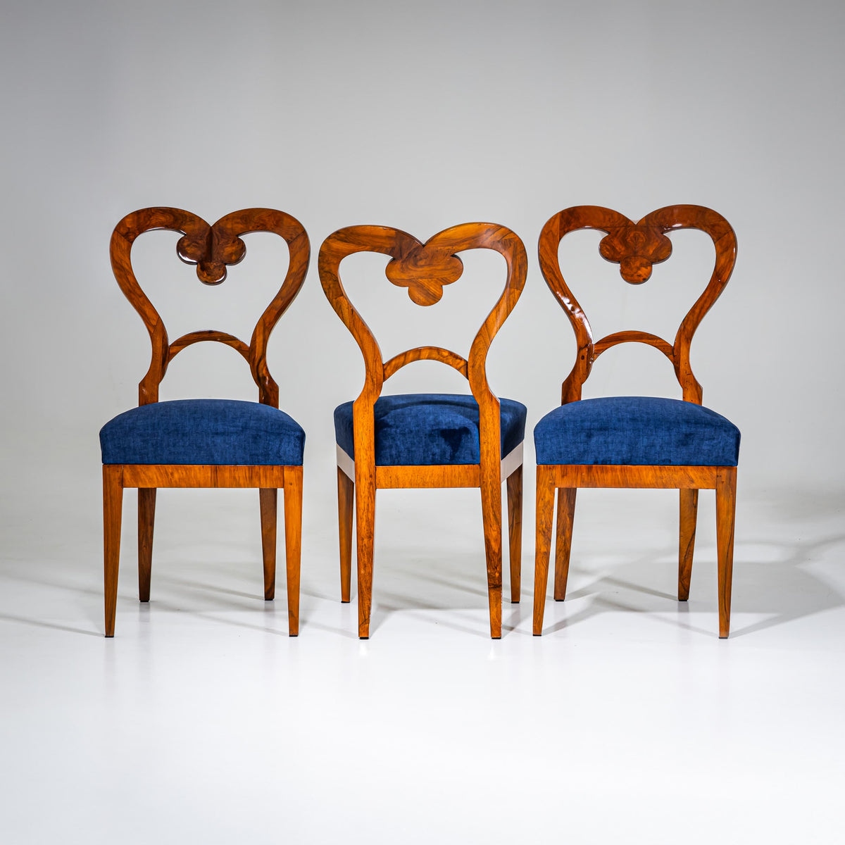 Biedermeier Side Chairs in Walnut, Austria, circa 1830