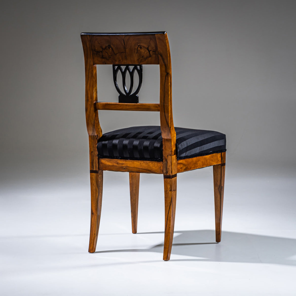 Satz von Drei Biedermeier Stühlen, süddeutsch, um 1820