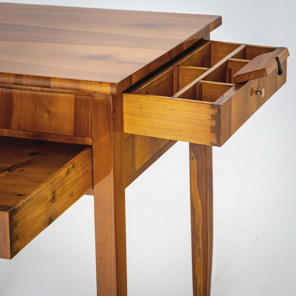 Biedermeier Arbeitstisch, um 1820