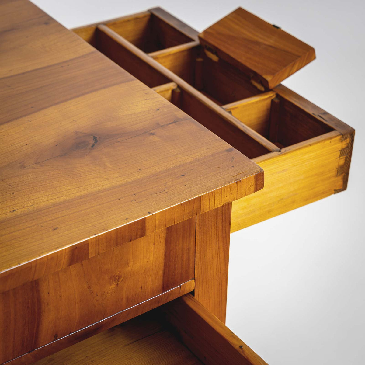 Biedermeier Arbeitstisch, um 1820