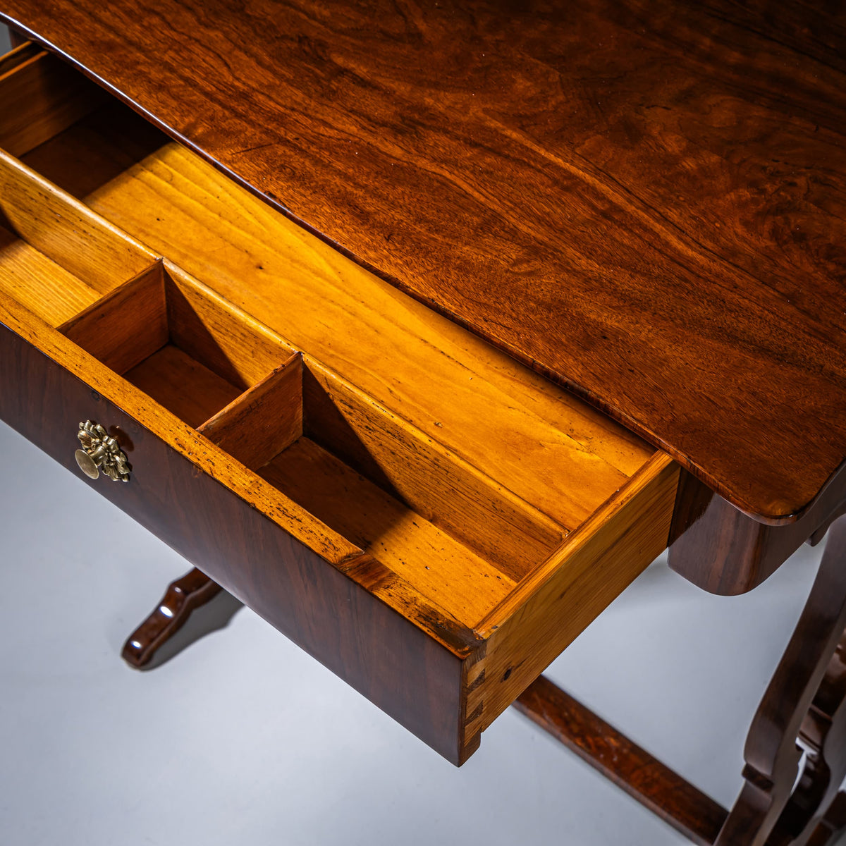 Biedermeier Nähtisch, um 1840