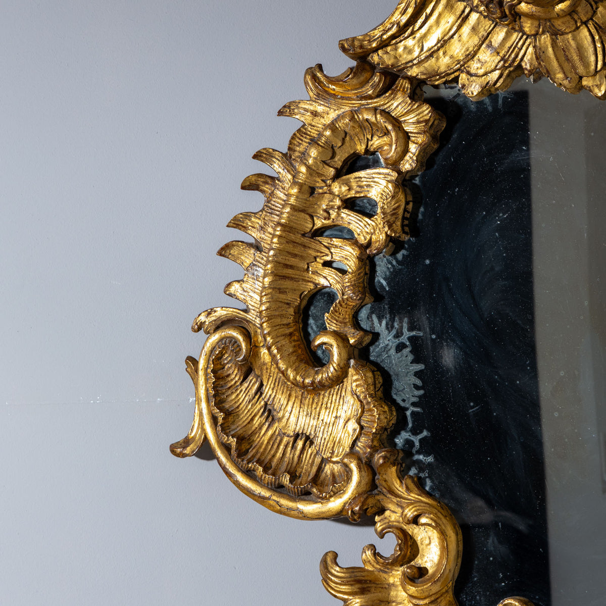 Goldener Rokoko Wandspiegel, 2. Hälfte 18. Jahrhundert