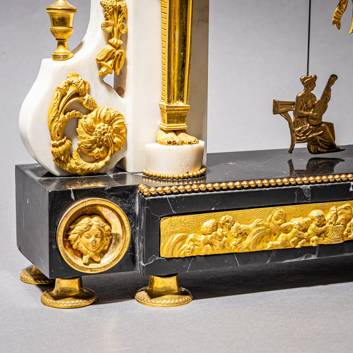 Louis Seize Portal Pendule, Paris Late 18th Century