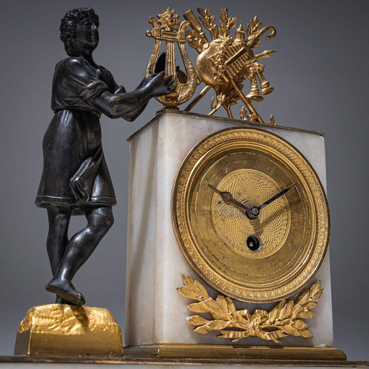 Kaminuhr mit Orpheus Darstellung, 19. Jahrhundert