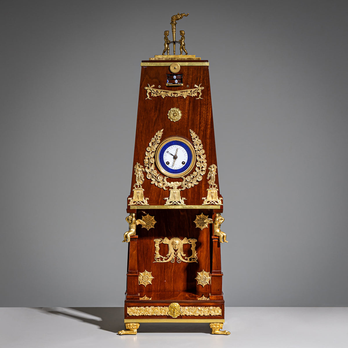 Große pyramidale Pendule von Maison Balthazard, Paris, Anfang 19. Jahrhundert