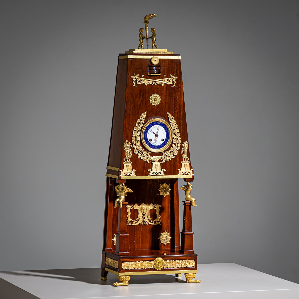 Große pyramidale Pendule von Maison Balthazard, Paris, Anfang 19. Jahrhundert