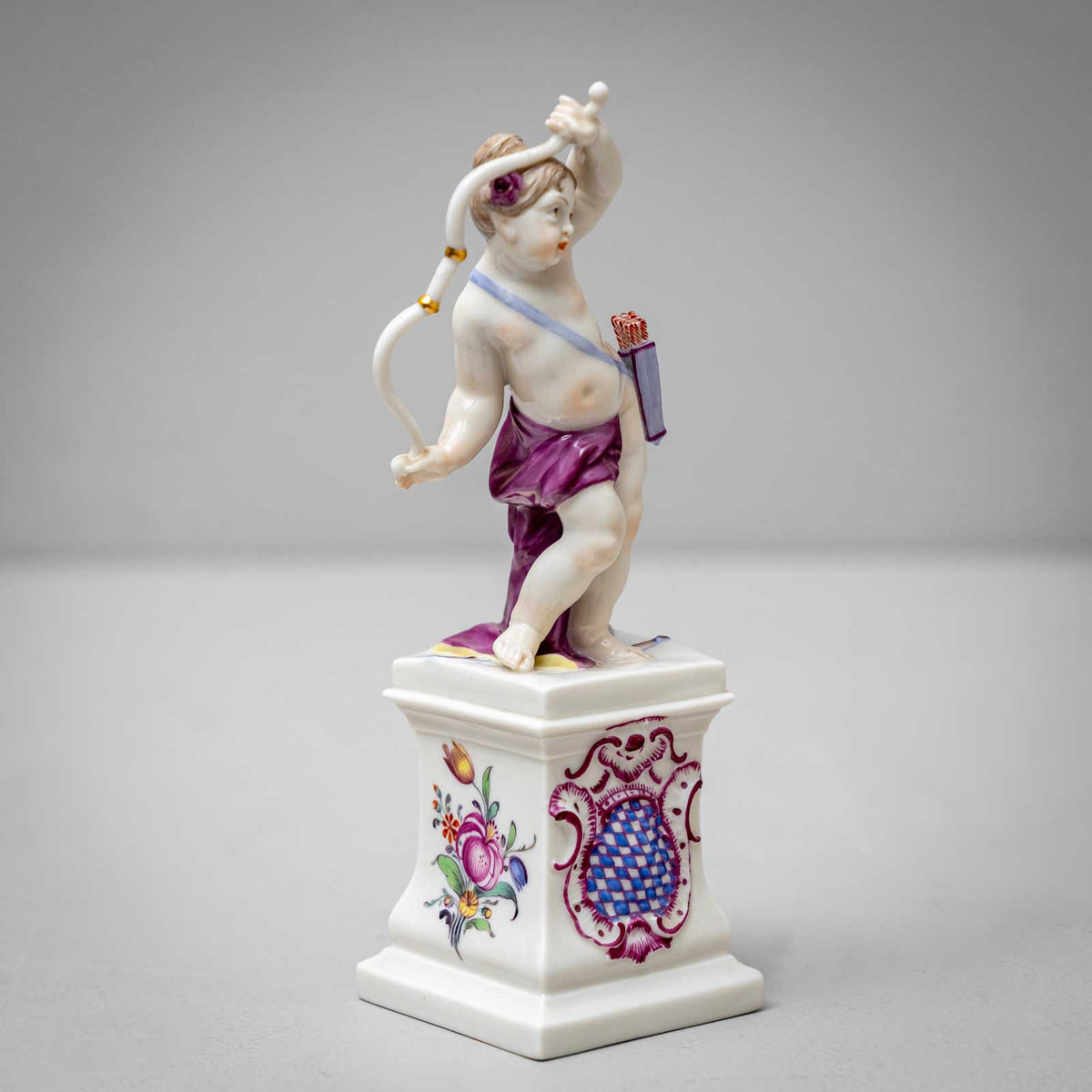 Putti as Diana and Hermes, Nymphenburg Porcelain, 1st Quarter 20th Century