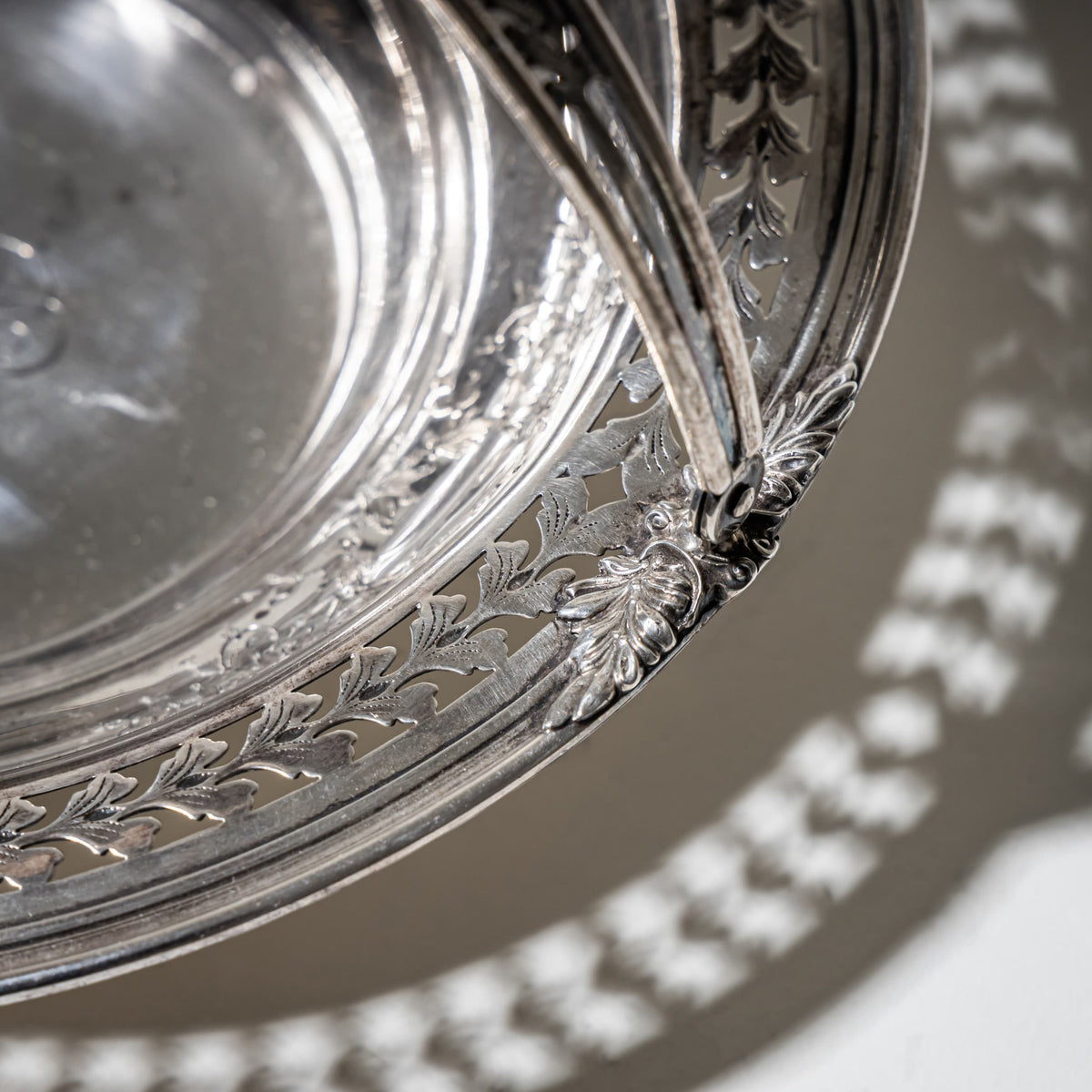 Serving Bowl in Sterling Silver with Handle