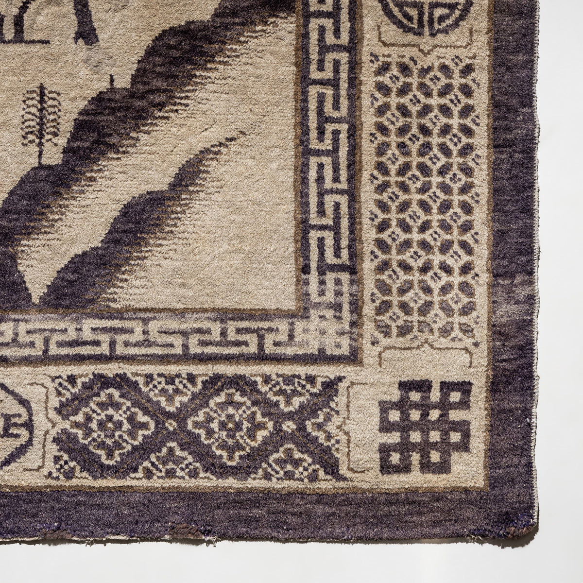 Chinese BaoTou Rug, 1st Half 20th Century