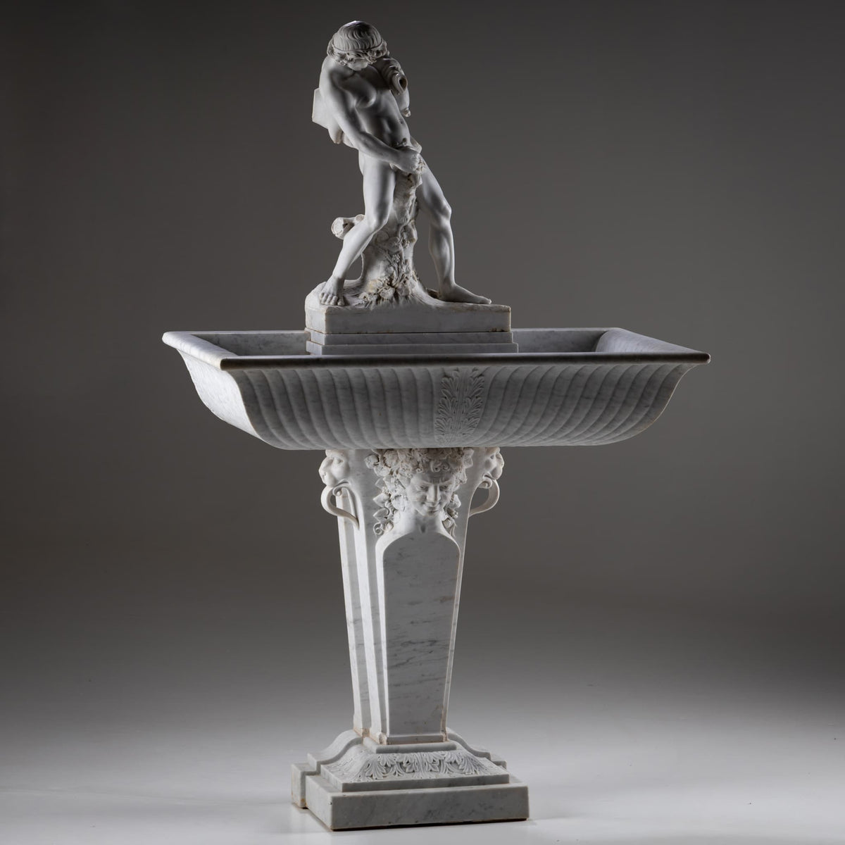 Wandbrunnen aus Marmor mit Satyr, 19. Jahrhundert