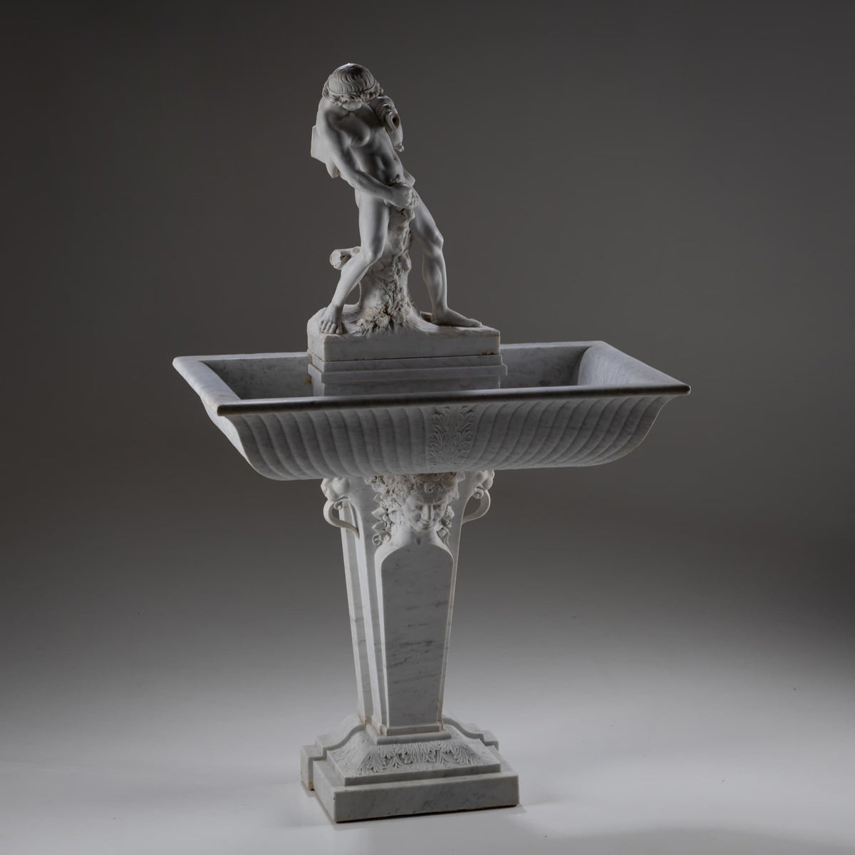 Wandbrunnen aus Marmor mit Satyr, 19. Jahrhundert