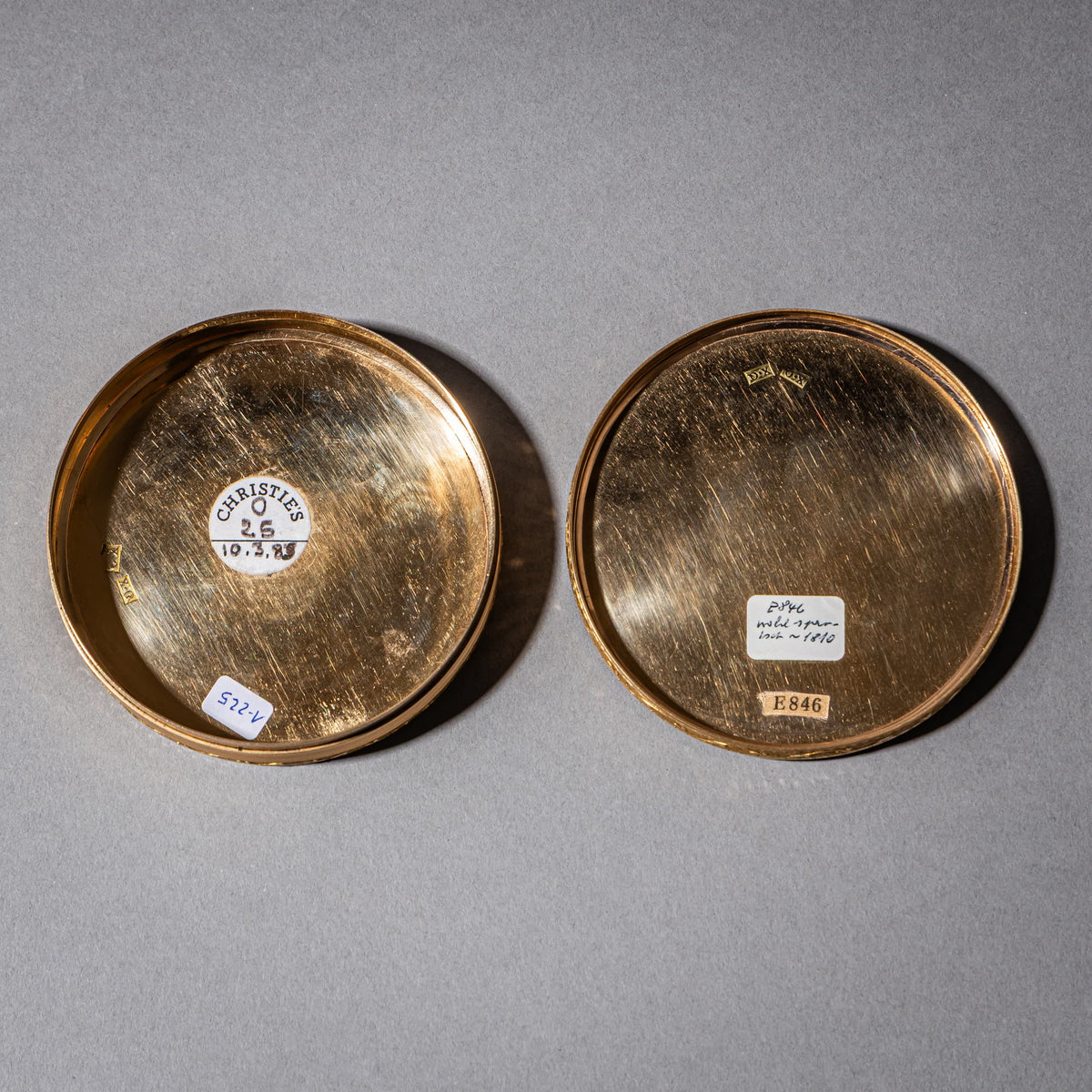 Runde Deckeldose mit Porträtminiatur, Paris, um 1790/1800