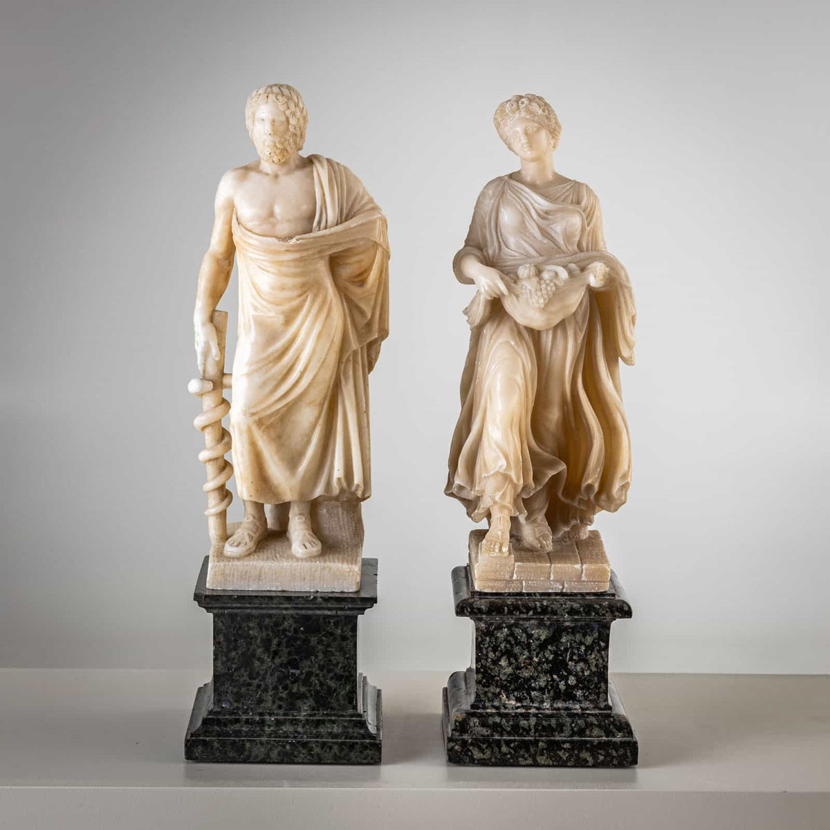 Pair of white Alabaster Sculptures, 2nd Half 19th Century