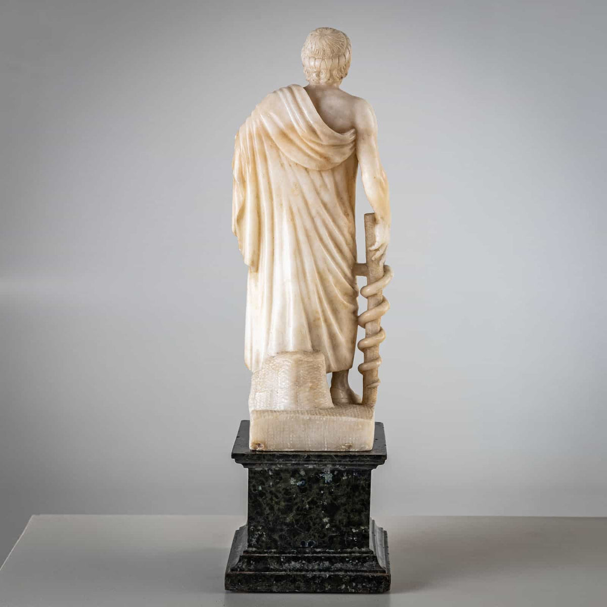 Pair of white Alabaster Sculptures, 2nd Half 19th Century