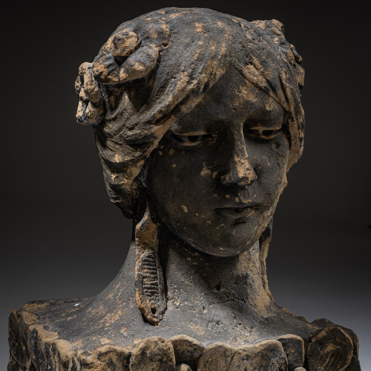 Monumentale Jugendstil-Karyatidenbüsten aus Sandstein, 1. Hälfte 20. Jahrhundert