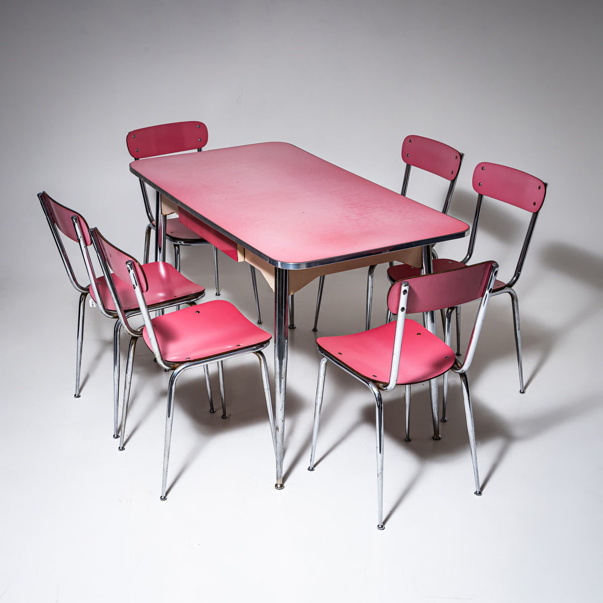 Pinke Formica-Essgruppe, Tisch mit sechs Stühlen, Italien, 1960er/70er Jahre