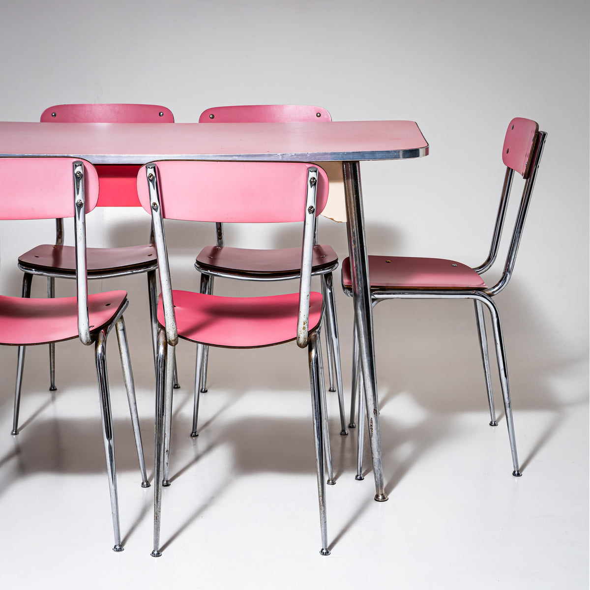 Pinke Formica-Essgruppe, Tisch mit sechs Stühlen, Italien, 1960er/70er Jahre