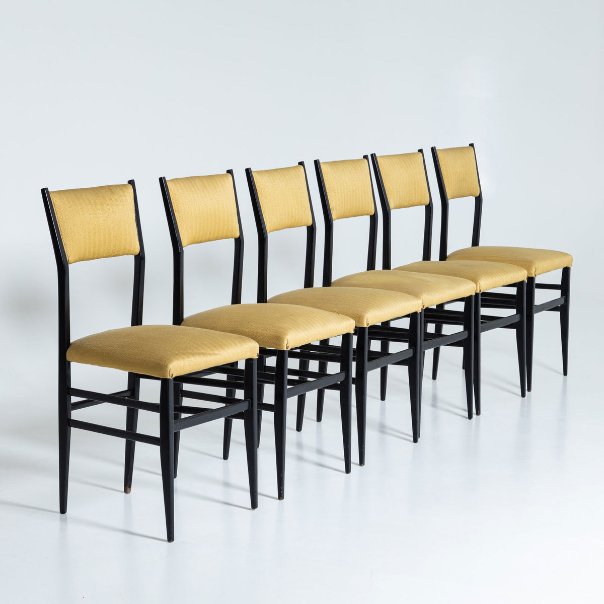 Set of six black Superleggera Chairs by Giò Ponti, Italy Mid-20th Century