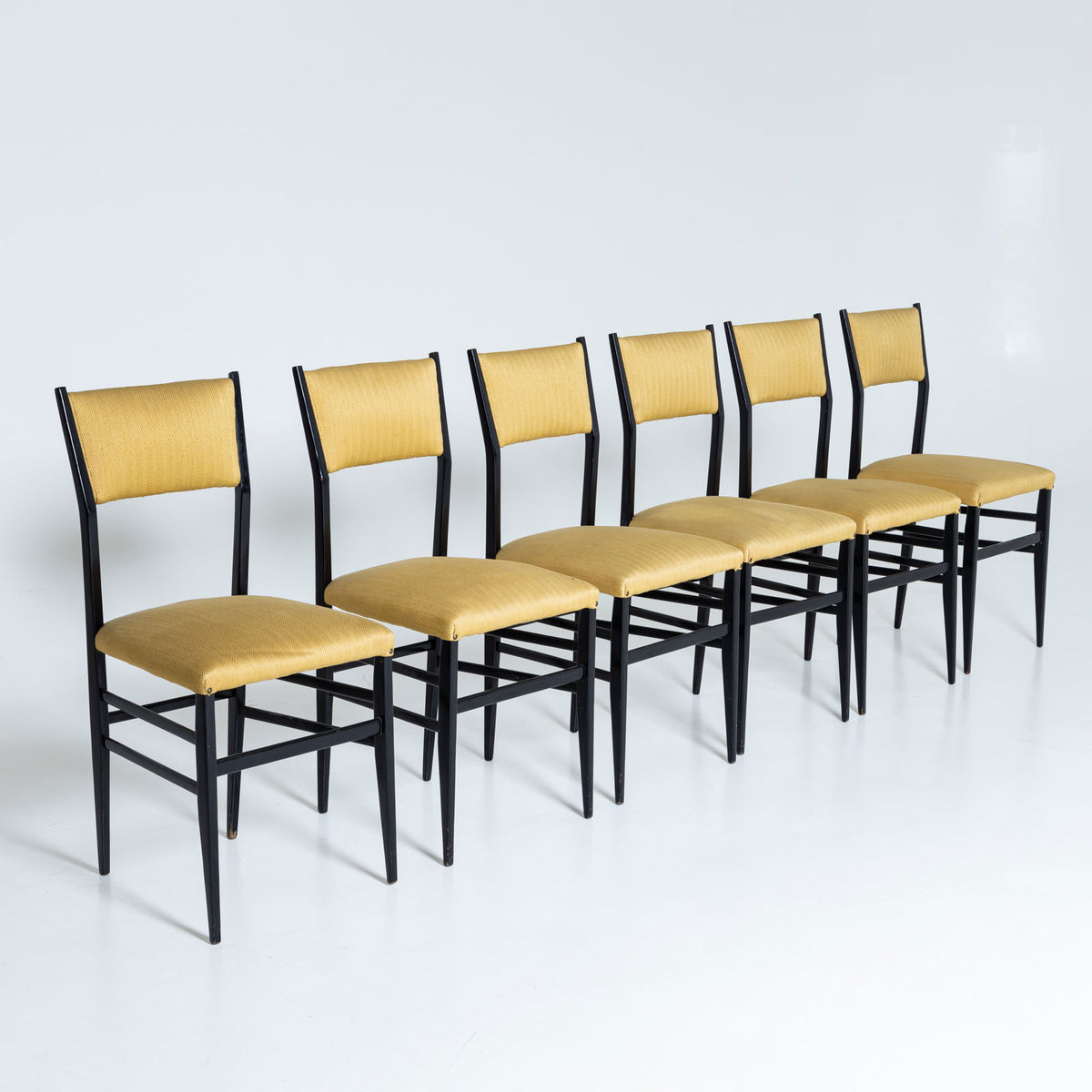 Set of six black Superleggera Chairs by Giò Ponti, Italy Mid-20th Century