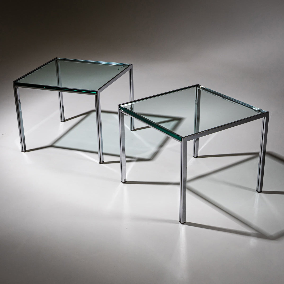 Paar Couchtische, Serie „Luar“, von Ross Littell (1924–2000) für ICF de Padova, Italien, 1960er Jahre