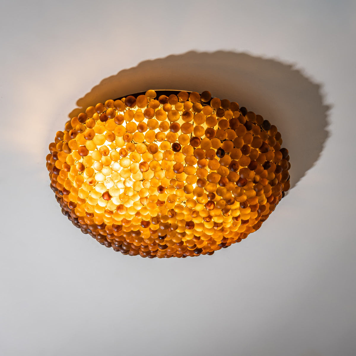 Bernsteinfarbene Glas-Deckenlampe, 20. Jahrhundert