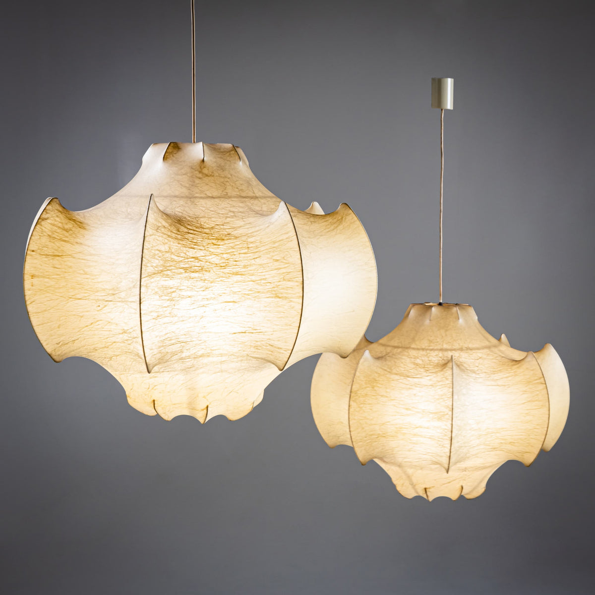 Paar Viscontea Cocoon Pendelleuchten von Achille und Pier Giacomo Castiglioni für Flos, Italien, 1960er Jahre