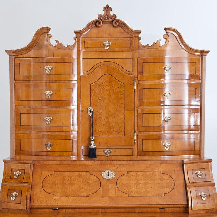 Baroque Secretaire à trois corps, 18th Century - Ehrl Fine Art & Antiques