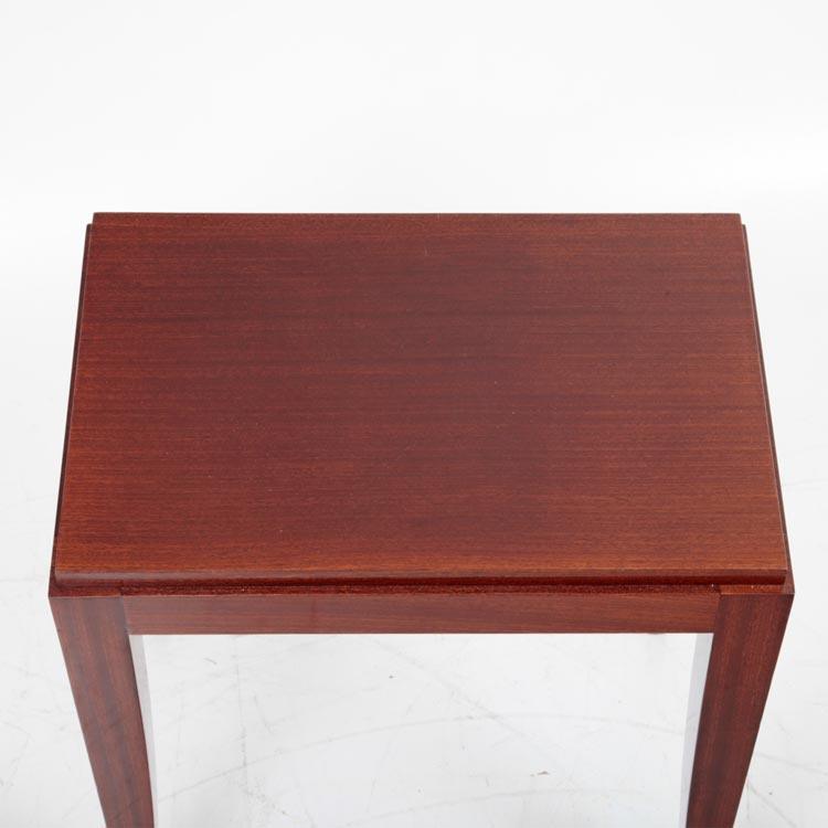 Very nice French Art Deco Side Table from the 1920s. - Ehrl Fine Art & Antiques