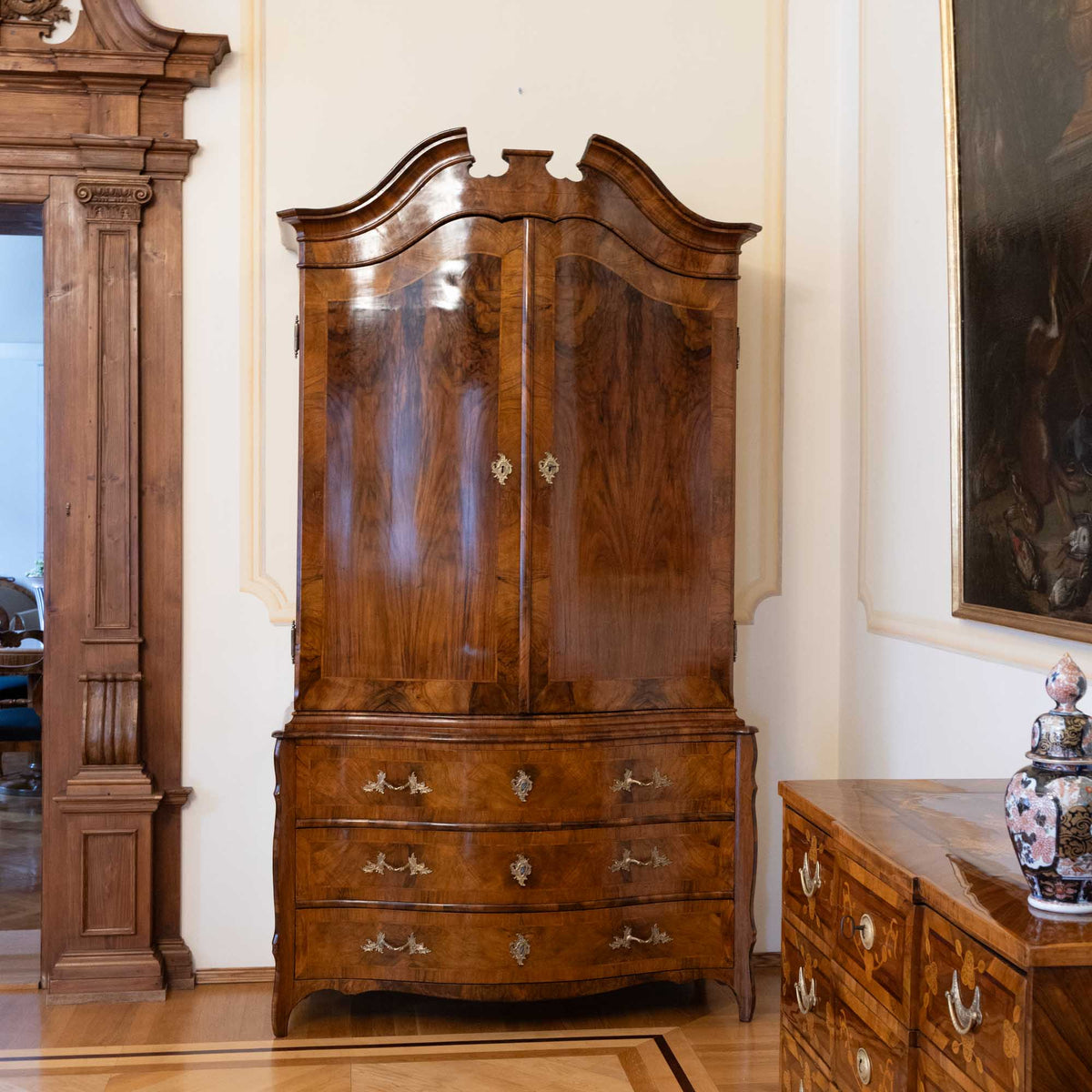 Barockes Aufsatzmöbel, Mitte 18. Jahrhundert