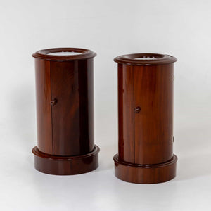 Zwei Biedermeier Trommelschränke, um 1820