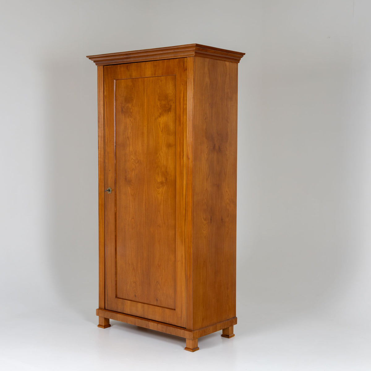 Biedermeier Wäscheschrank, um 1820