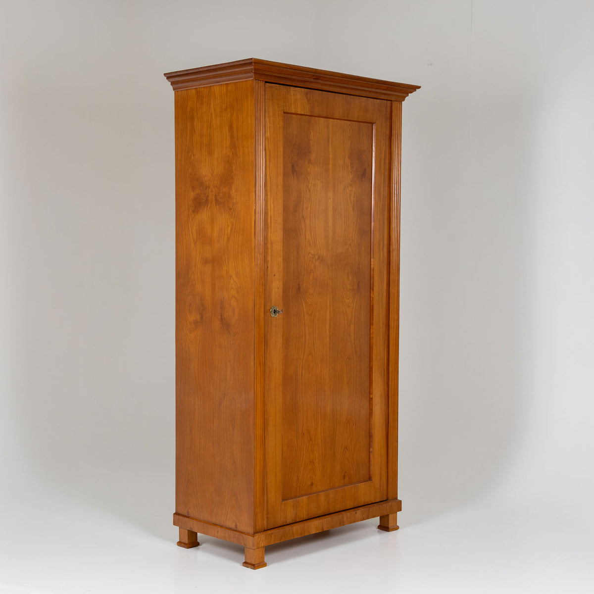 Biedermeier Wäscheschrank, um 1820