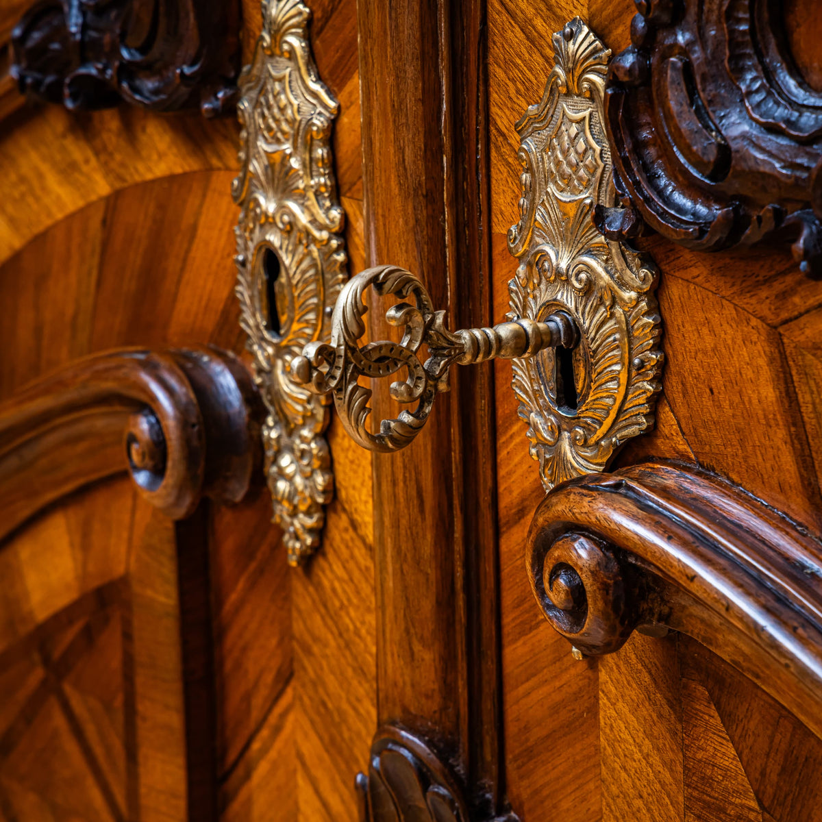 Barockschrank, München, datiert 1781