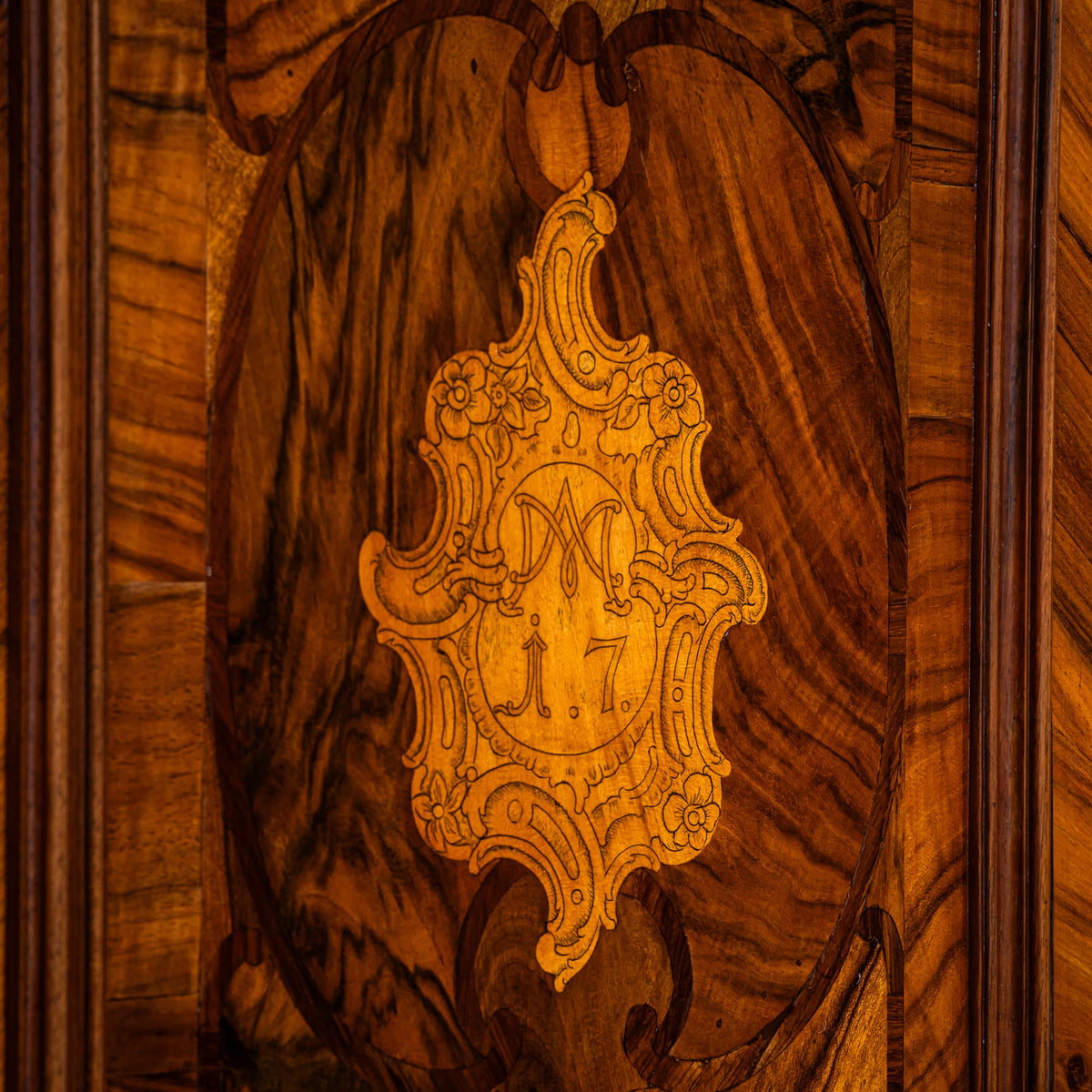 Barockschrank, München, datiert 1781