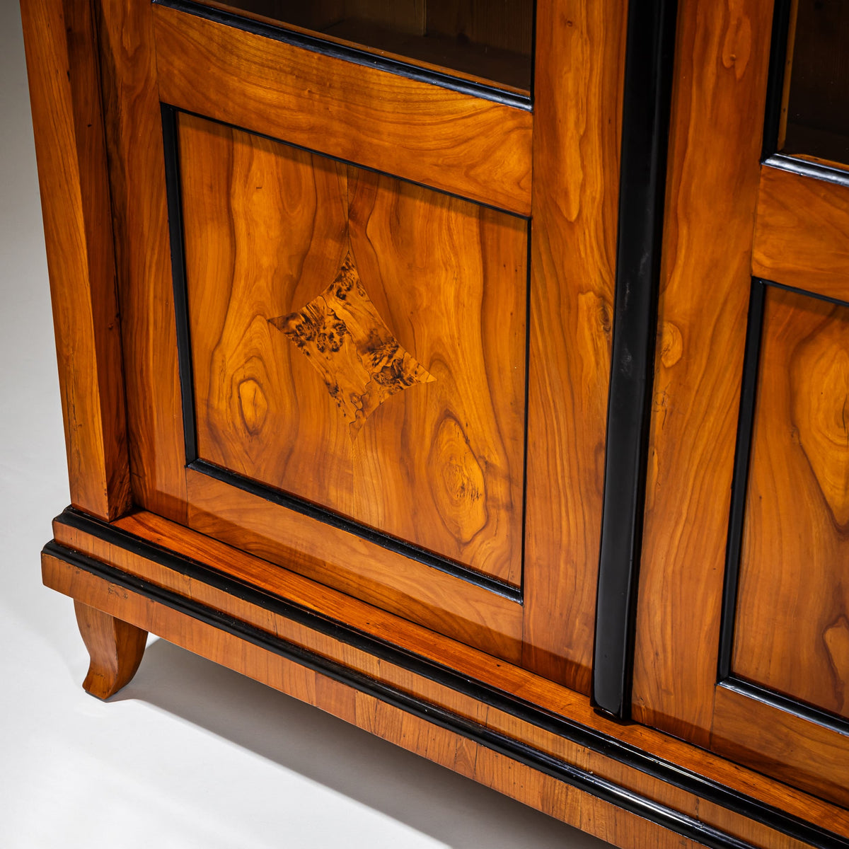Biedermeier Bücherschrank, um 1815/20
