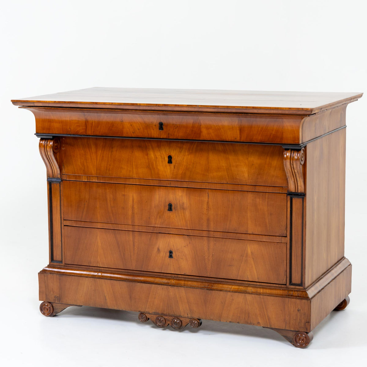 Biedermeier Chest of Drawers with Cherry veneer, circa 1830