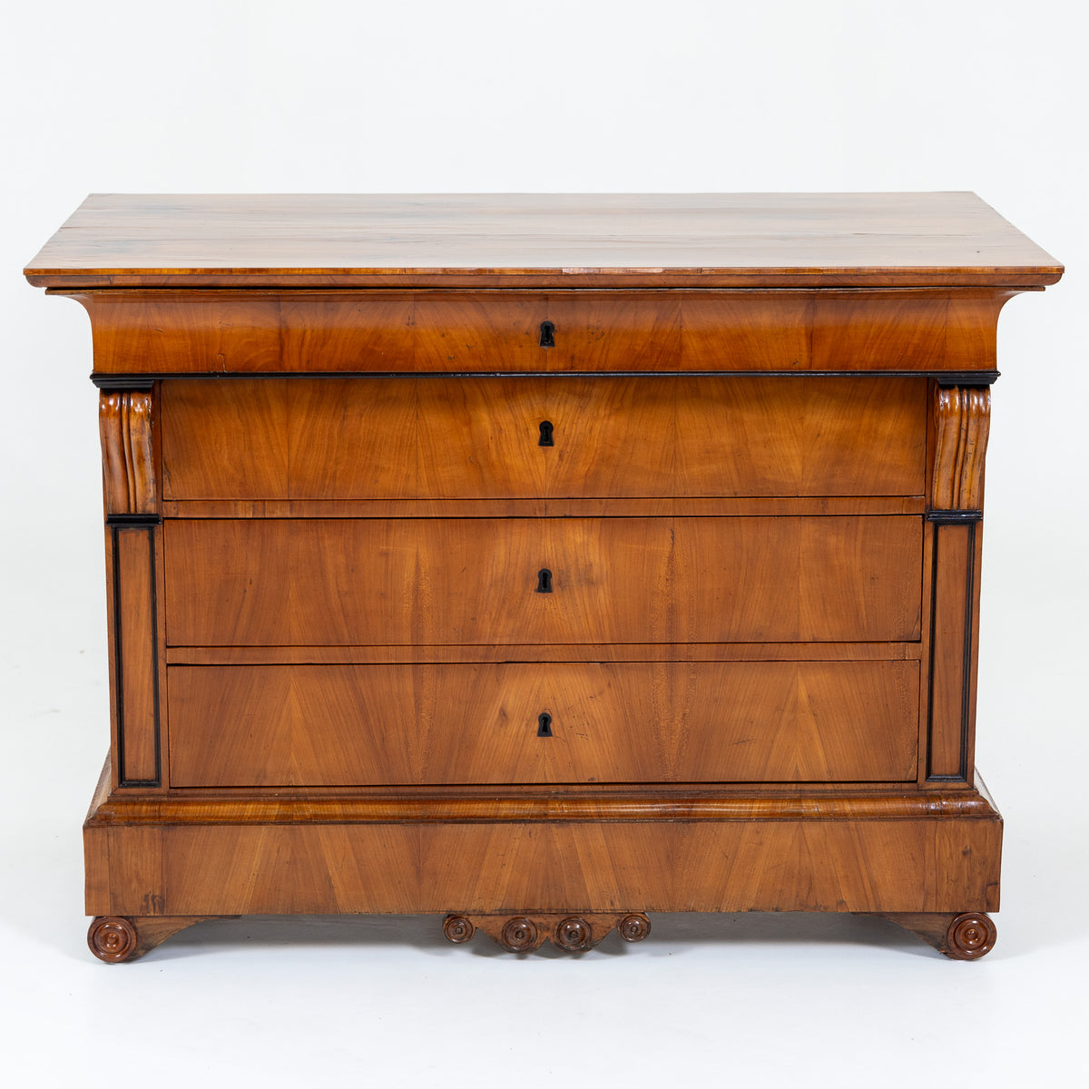 Biedermeier Chest of Drawers with Cherry veneer, circa 1830