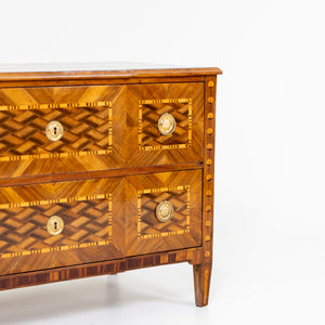 Louis Seize Chest of Drawers with Marquetry decor, circa 1780