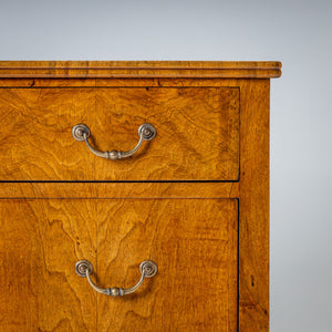 Biedermeier Walnut Chest of Drawers, circa 1820